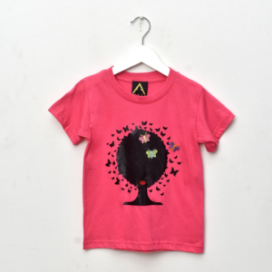 Crew neck tee with Afro girl image and butterfly detail